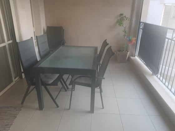 יקינטון 12, גבעת הרקפות