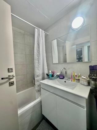 יוסף הגלילי, מרכז העיר ג'