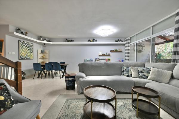 החלמונית 1, קרית ראשון