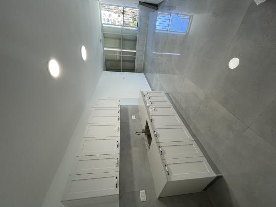 שלום עליכם 12, מרכז העיר