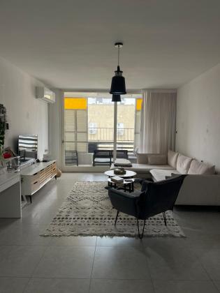 רוטשילד 113, רמז