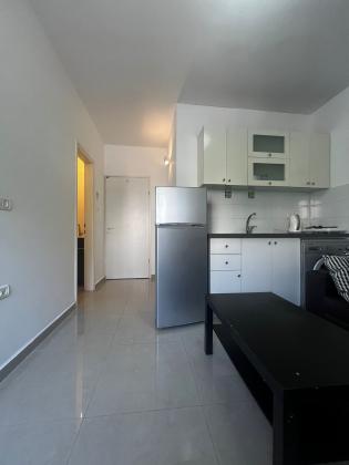 החשמל 13, נוה פז