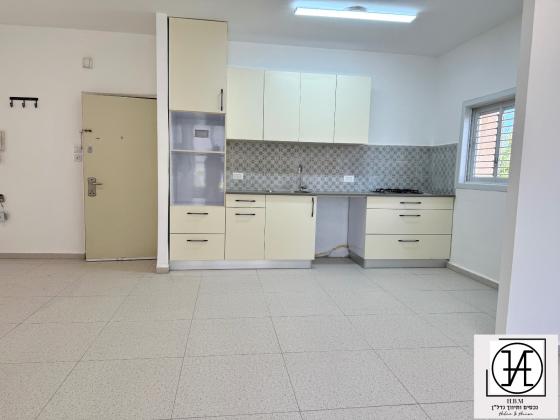 קיבוץ גלויות, רסקו ב