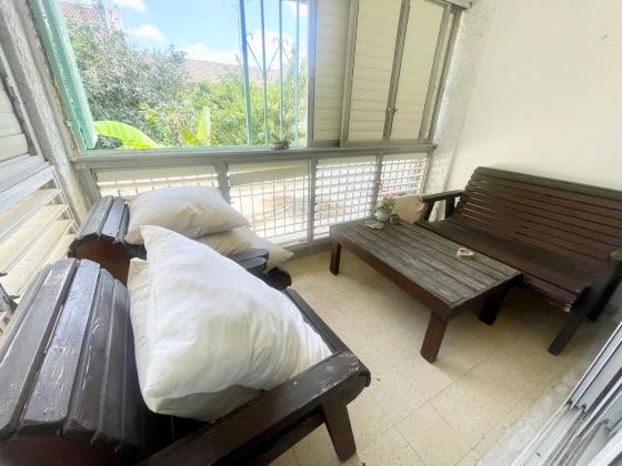 בשכונת רמת אביב