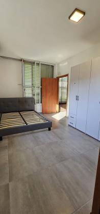 טרומפלדור 16, אברמוביץ