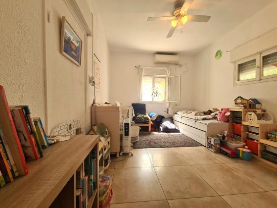 בן יעקב, ביצרון