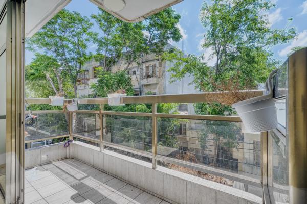 פרץ חיות 30, לב תל אביב