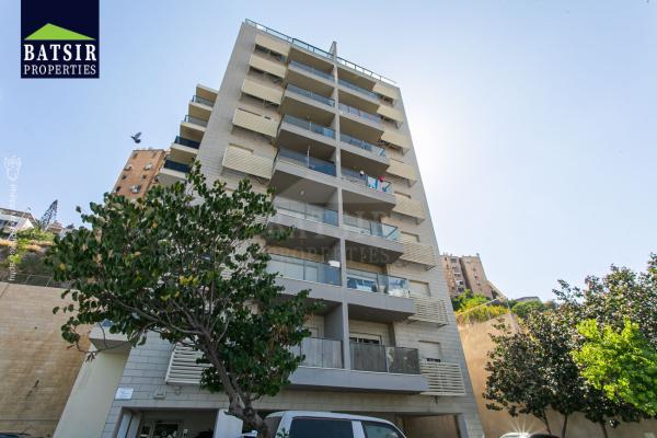 נוה גנים 2, נוה פז