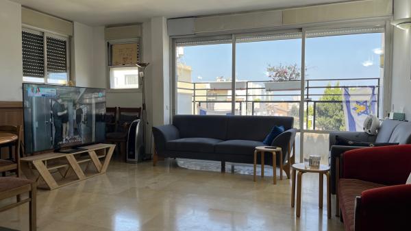 אחד העם, לב תל אביב