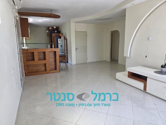 הרקפות, כרמל מערבי