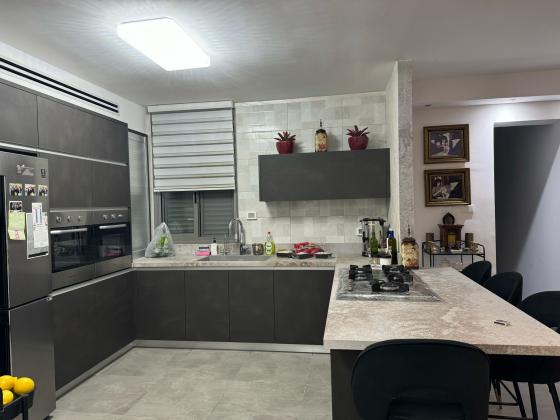 שלום דנינו 4, נתיבות מערב