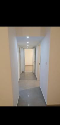 הכלנית 5, הפרחים