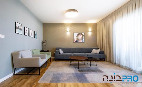 חיים חפר, הרקפות