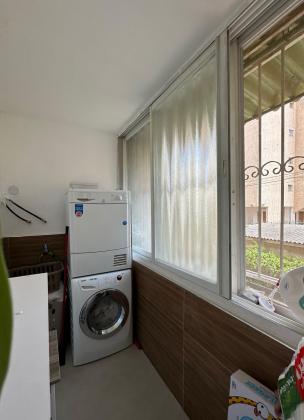 שפירא מאיר 5, מרכז העיר