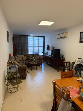 בלפור 90, מרכז העיר