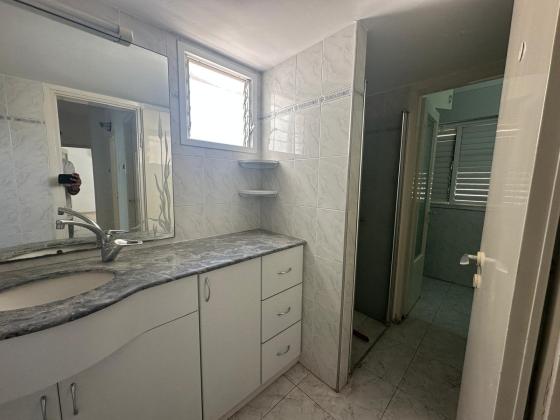 גרושקביץ 32, מוצקין הותיקה