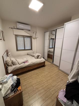 אילנות 17, כרמל מערבי