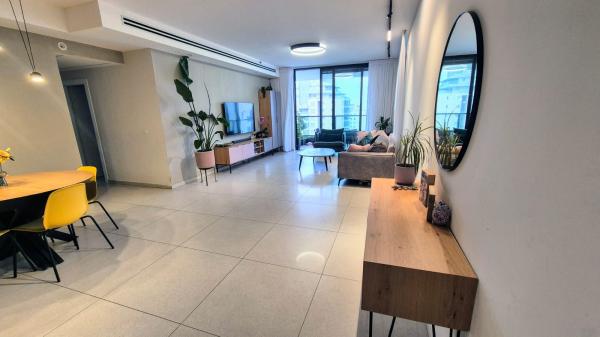 בלפור 25, מצפה ברנע