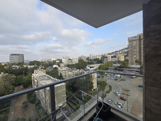 אברהם לסין 8, קרית אליעזר