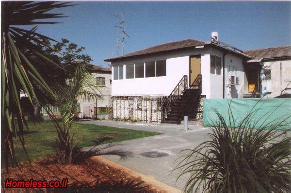 שדרות העצמאות 68, עמידר;ניצנה