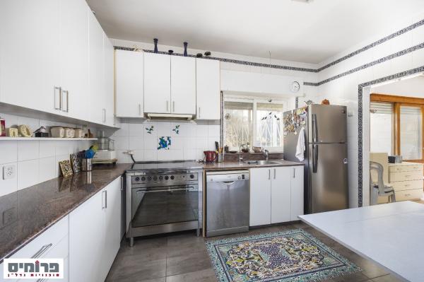 בנאי, בית הכרם