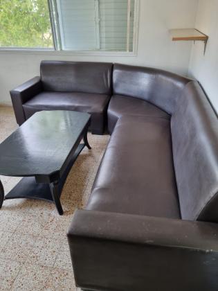 החיננית 11, שער העליה