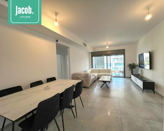 רזיאל 50, מתחם החותרים