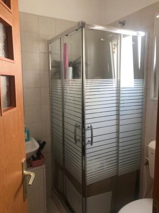 תנועות הנוער 9, נעורים