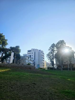 אתרוג 3, בית וגן