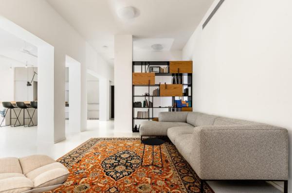 מזא"ה 1, לב תל אביב