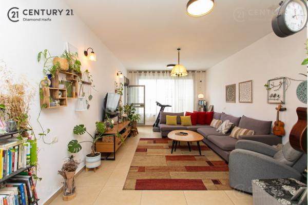 אלכסנדר ינאי, כרמליה