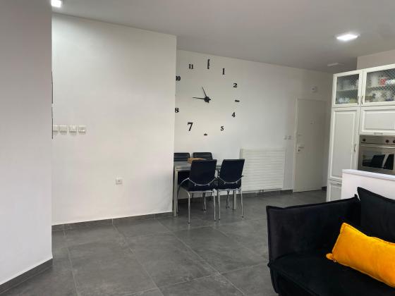 קדרון 6, נווה מנחם