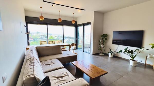 הרופא 11, אחוזה