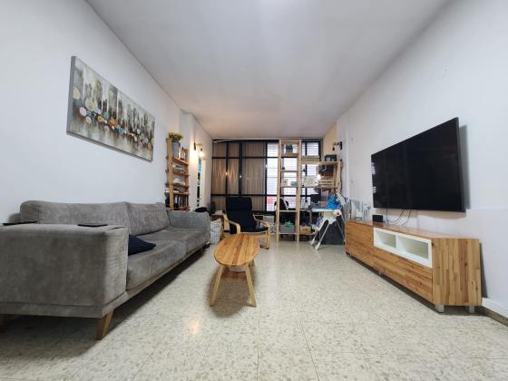 קראוזה 28, אגרובנק