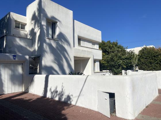 קפלן, הרצליה פיתוח