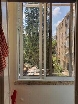 סמטת הראשונים 6, צפון מערב