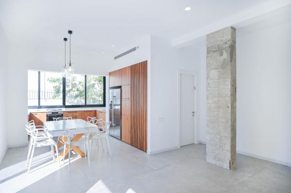 ז'בוטינסקי 3, הצפון הישן החלק הצפוני