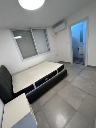 שדרות יעלים 20, שכונה ה