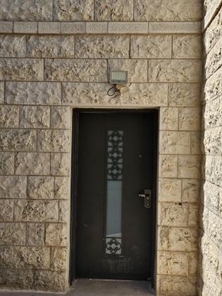 מושב בית זית - דירה כחדשה להשכרה, קומת קרקע, כ-75 מ"ר, מוארת