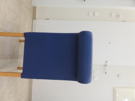 4 כיסאות -דמוי עור