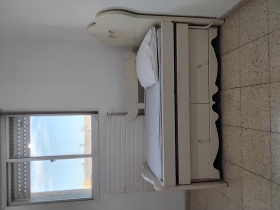 למכירה מיטת מעבר נפתחת