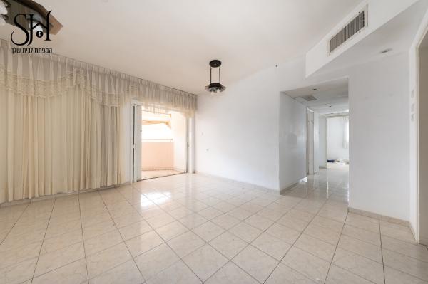 פיינשטיין, מישור הנוף