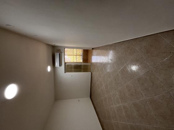 יעקב קנמון 5, מרכז העיר