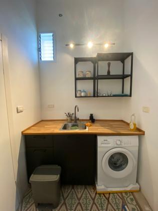 הלל 47, הדר עליון