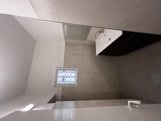 יעקב קנמון 5, מרכז העיר