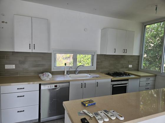 ויצמן 4, בורוכוב