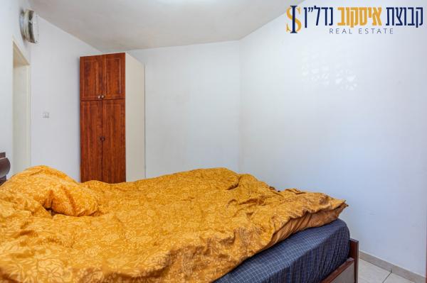 הרב נסים 3, 'גבעת אולגה א' ו-ב'