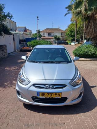 יונדאי אקסנט (2017)