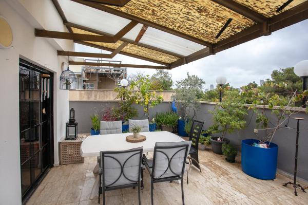 גולומב 62, ארלוזרוב