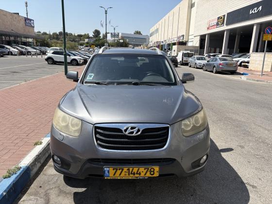 יונדאי סונטה (2012)